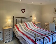Toàn bộ căn nhà/căn hộ 1 Bedroom Accommodation In Rolleston-on-dove (Barton-under-Needwood, Vương quốc Anh)