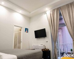 Bed & Breakfast WorldwideSuites (Napoli, Italia)