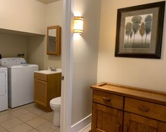 Hotel All The Comforts Of Home! (East Stroudsburg, Sjedinjene Američke Države)