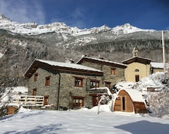 Toàn bộ căn nhà/căn hộ The Chalet Of Vanoise 210m2 Near Orelle-valthorens And Ski Resorts (Saint-André, Pháp)