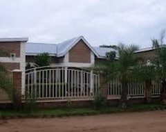 Hotel Zuus Lodge & Tours (Lusaka, Zambia)
