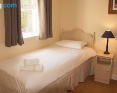 Otel Aughrim Holiday Village by Trident Holiday Homes (Aughrim, İrlanda)
