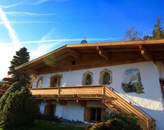 Toàn bộ căn nhà/căn hộ Beautiful Chalet In Tyrolean Style, High Near Zillertalbahn, Pets Welcome (Kaltenbach, Áo)