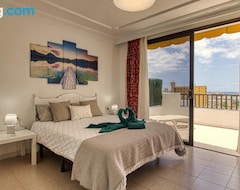 Casa/apartamento entero Luxury Penthouse Sea View Jacuzzy & Pool Wiffi Free (Adeje, España)