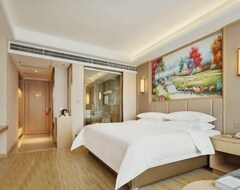Vienna International Hotel (huayuan Center) (Huayuan, China)