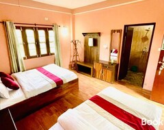 Hotel Tree Tops- A Serene Friendly Hotel In Sauraha (Chitwan, Nepal)