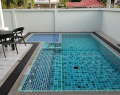 Entire House / Apartment Brand New 3 Bedroom Private Pool Villa With Jacuzzi And Kid Pool (Muang Kham, Laos)