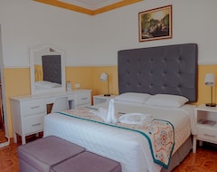 Hotel Villa Del Lago (Flores, Gvatemala)