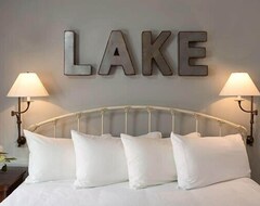 Hotel Squam Lake Inn (Holderness, Sjedinjene Američke Države)