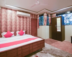 Hotel OYO 41435 Golden Residency (Kolkata, India)