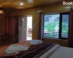 Bed & Breakfast Ashuna Hotel & Resort (Kargil, Indija)