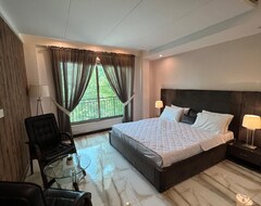 Toàn bộ căn nhà/căn hộ Ortus 3 Bedroom Executive Apartment (Muridike, Pakistan)