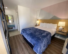 Hotel Economy Queen Room (Santa Cruz, Sjedinjene Američke Države)