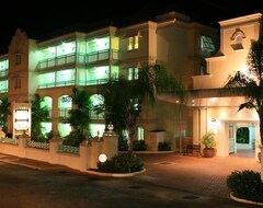 Khách sạn Blue Orchids Beach Hotel (Worthing, Barbados)