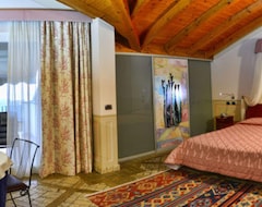 Khách sạn Hotel La Bussola (Orta San Giulio, Ý)