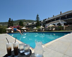 Hotel Prince Stafilos (Skopelos Town, Greece)