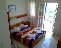 Khách sạn Hotel Levante Beach (Kamari, Hy Lạp)