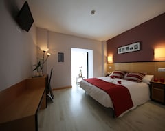 Khách sạn Hotel Alda Entrearcos (Burgos, Tây Ban Nha)