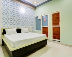 Khách sạn Oyo Hotel Rockland (Jhunjhunu, Ấn Độ)