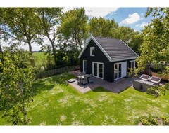 Toàn bộ căn nhà/căn hộ Family House With An Ideal Location, Private Terrace, Garden And Sauna (Vrouwenpolder, Hà Lan)