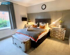 Cijela kuća/apartman Interior Designed 4 Bed Home Horsforth With Gym! (Horsforth, Ujedinjeno Kraljevstvo)