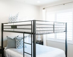 Toàn bộ căn nhà/căn hộ Model Home - 4 Bed 4 Bath (Washington, Hoa Kỳ)