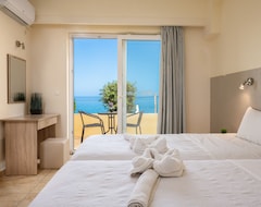 Nefeli Beach Hotel (Argassi, Yunanistan)