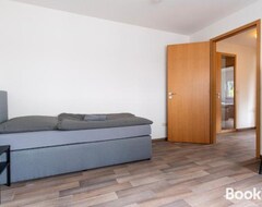 Koko talo/asunto Stay & Work - 6 Single Beds - Central (Emmerich, Saksa)