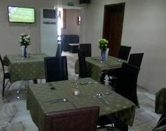 Otel Folade (Lagos, Nijerya)