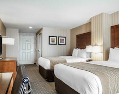 Hotel Comfort Inn & Suites Sturbridge-Brimfield (Sturbridge, Sjedinjene Američke Države)