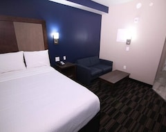 Khách sạn At Home Inn And Suites (Memphis, Hoa Kỳ)