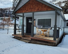 Koko talo/asunto Cozy Little Cabin In The Heart Of Hells Canyon, With Boat Parking. (Halfway, Amerikan Yhdysvallat)