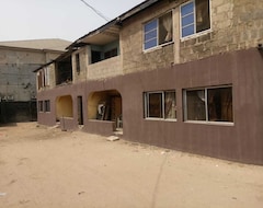 Koko talo/asunto ..spare Room 5 Mins From Wethal Owerri (Owerri, Nigeria)