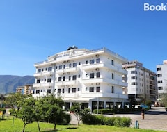 Khách sạn Hotel Argeli ( Restaurant Tani) (Orikum, Albania)