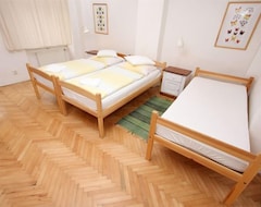 Hotelli Apartments At The Golden Plough (Praha, Tsekin tasavalta)