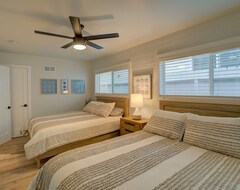 Cijela kuća/apartman Spectacular 5 Bedroom Home Inches From The Sand On Beach Road In Capo Beach (Capistrano Beach, Sjedinjene Američke Države)
