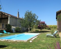 Koko talo/asunto Pleasant Country House With Heated Pool (Villefranche-du-Queyran, Ranska)