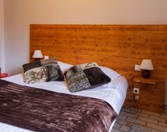 Toàn bộ căn nhà/căn hộ Furnished All Mod Cons Apartment In A Half-timbered Alsatian House (Itterswiller, Pháp)