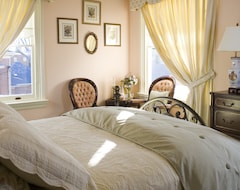 Bed & Breakfast Inn At 202 Dover (Easton, Sjedinjene Američke Države)