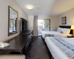 Khách sạn Recreation Inn And Suites (Kelowna, Canada)