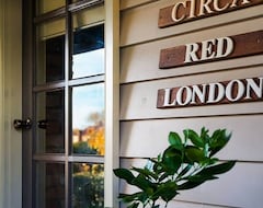 Hotel Circa Red London (Daylesford, Australia)