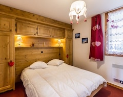 Hotel Les Coches Apartment, Two Bedrooms, Stylish And Cosy, Superb Mont Blanc View (La Plagne, Francuska)