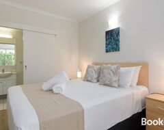 Entire House / Apartment 1 Bedroom @ Palm Villas #2 (Port Douglas, Australia)