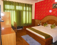 Hotel Sumit (Bageshwar, India)
