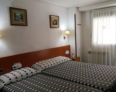 Hotelli Pension Araba (Vitoria, Espanja)