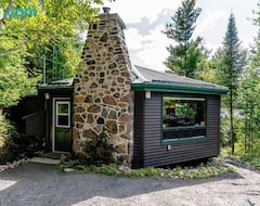 Casa/apartamento entero Entire Cottage In Algonquin Highlands Canada (Carnarvon, Canadá)