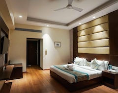 Hotel Sobti Continental (Rudrapur, Indien)