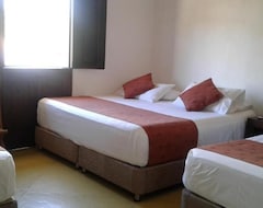 Khách sạn Hotel Hicasua Y Centro De Convenciones (Barichara, Colombia)