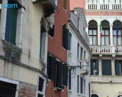 Hotel Casanova (Venecia, Italia)