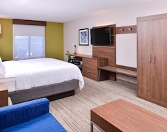 Holiday Inn Express Hotel & Suites Tampa-Anderson Road-Veterans Exp, An Ihg Hotel (Tampa, USA)